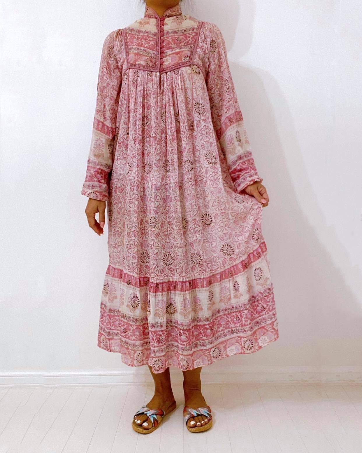 インド綿ワンピース専門店ayametoiuhana Vintage 世界の路地裏